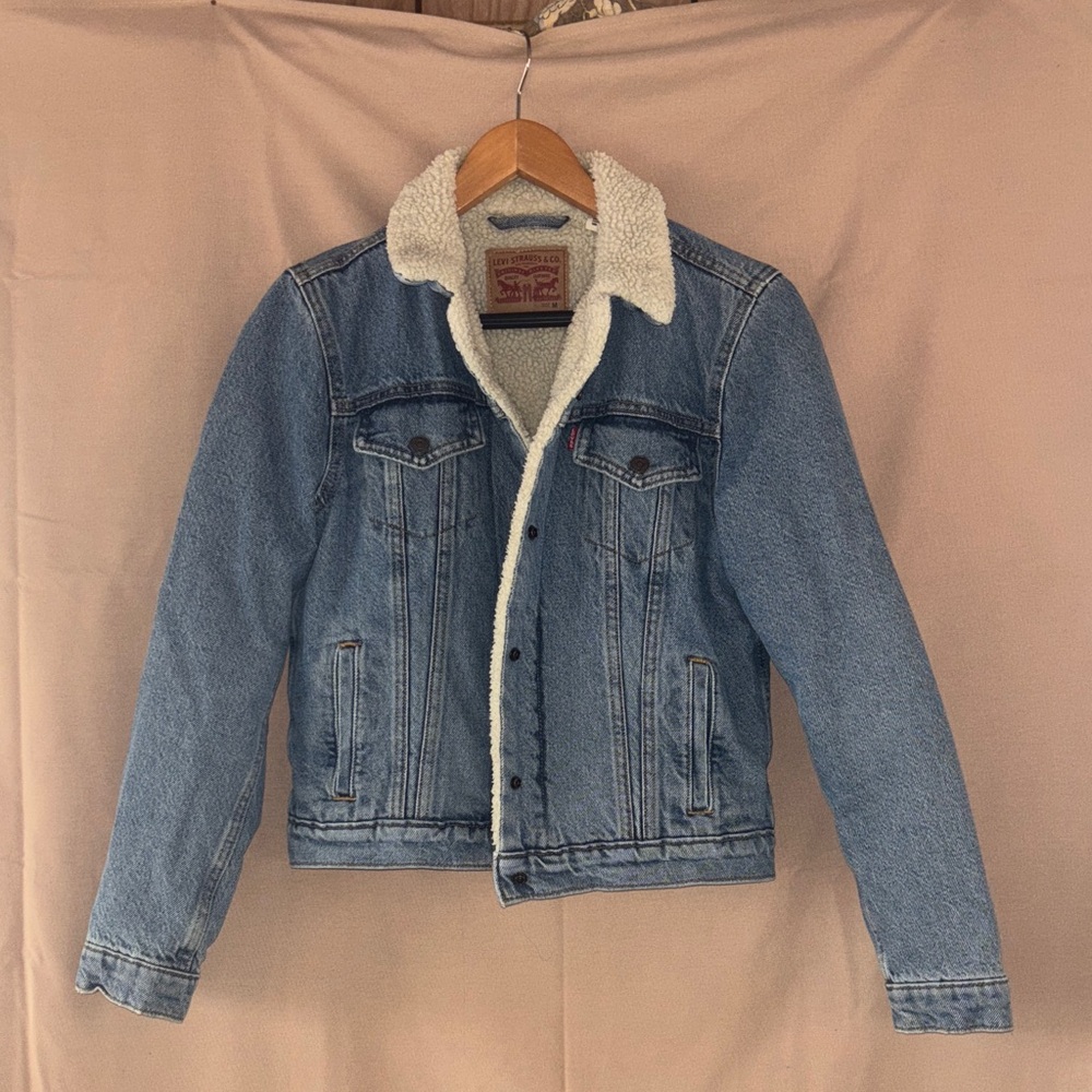 Levi's Blue Jean Jacket with White Sherpa Lining